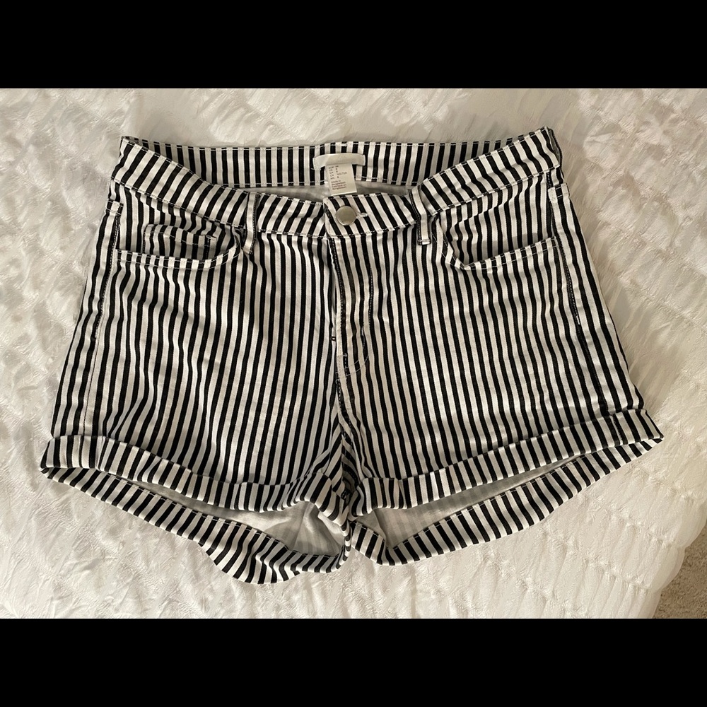 Black white striped shorts